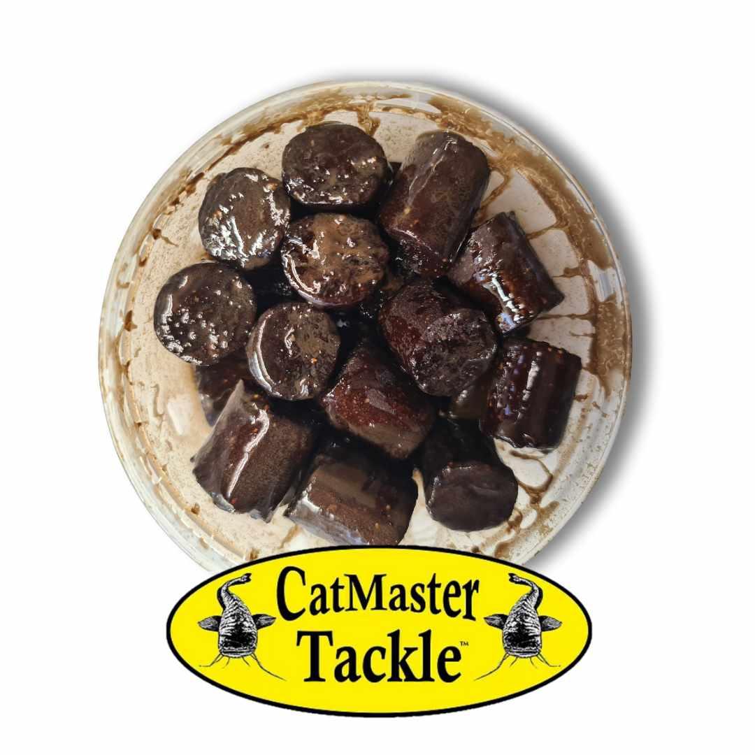CatMaster Tackle Glugged Halibut Boilie/Pellets Tub of 25.